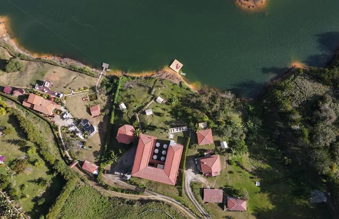 Soy Local Guatape-1